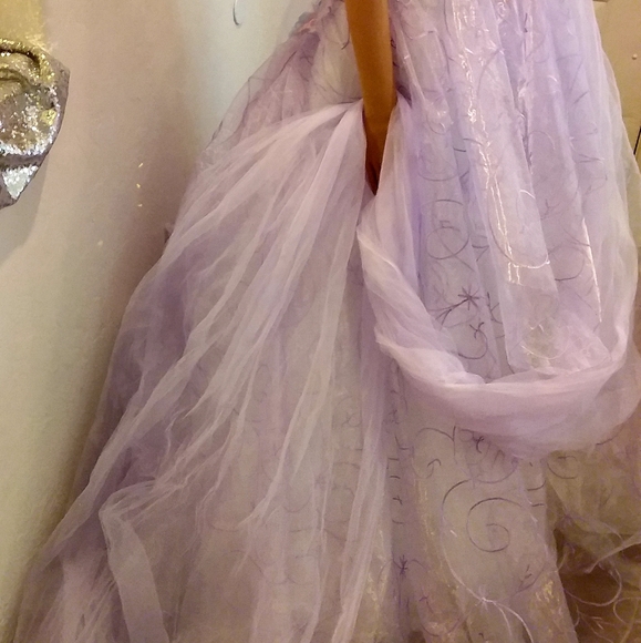 Sample Gown - RITIKA Lavender Lehenga Saree Wedding Ballgown Set - Picture 5 of 16